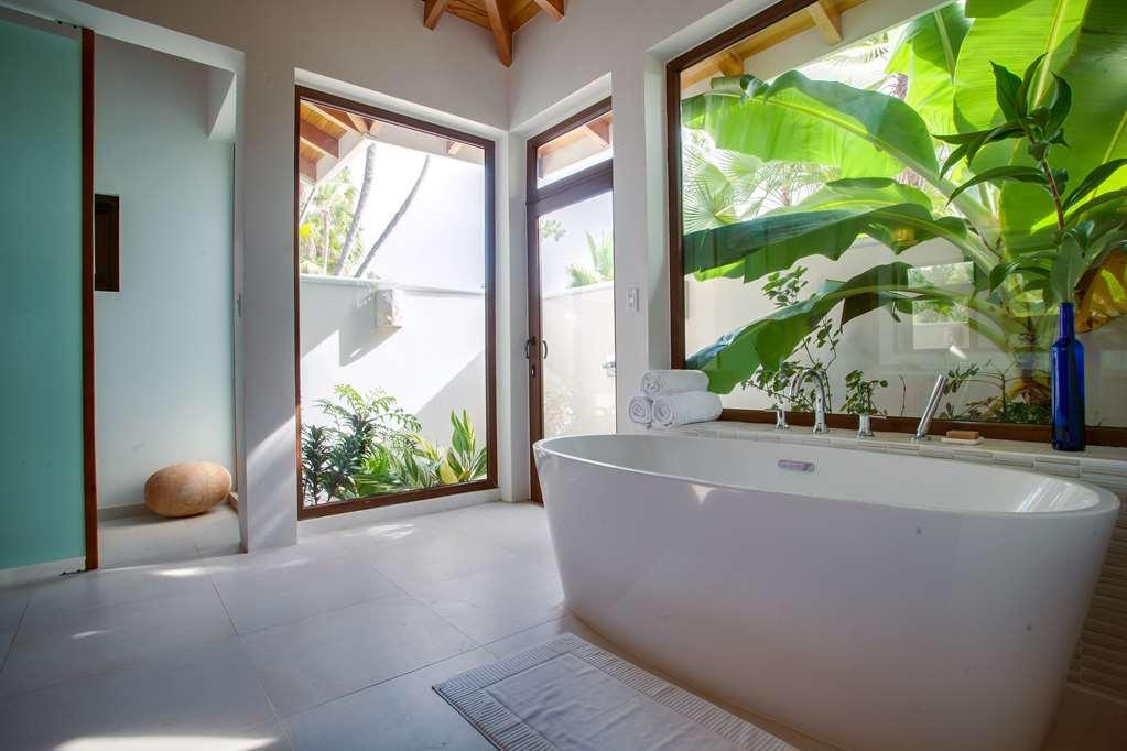 Naia Resort And Spa Seine Bight Village Habitación foto