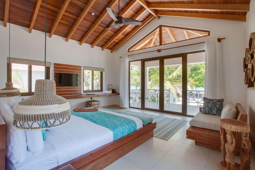 Naia Resort And Spa Seine Bight Village Habitación foto